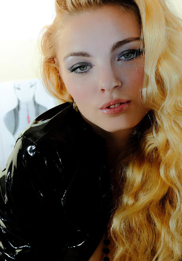 Петруська, 23 года, 1 размер груди